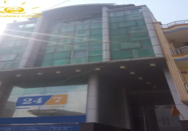 CHO THUÊ NHÀ QUẬN BÌNH THẠNH MẶT TIỀN ĐƯỜNG, DT 8X18M, 1 TRỆT + 3 LẦU