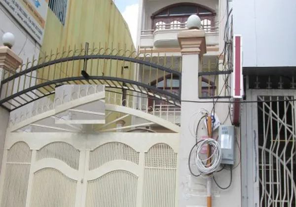 CHO THUÊ NHÀ QUẬN TÂN BÌNH ĐƯỜNG TRƯỜNG SƠN DT: 5X40M