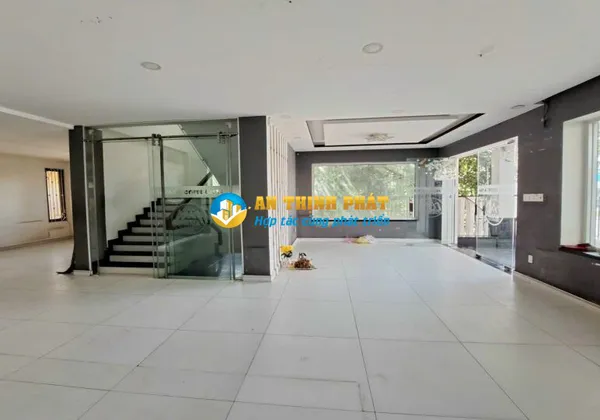 CHO THUÊ NHÀ VĂN PHÒNG ĐƯỜNG BÁT NÀN QUẬN 2 GÓC 2 MẶT TIỀN