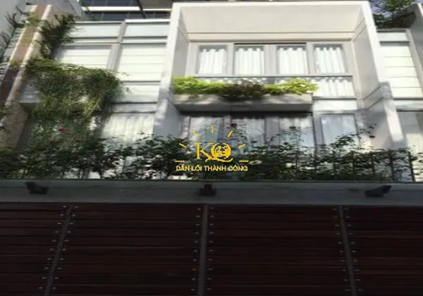 NHÀ CHO THUÊ QUẬN 2, DT 6X12M,  TRỆT 3 LẦU, GARA XE, NỘI THẤT ĐẦY ĐỦ.