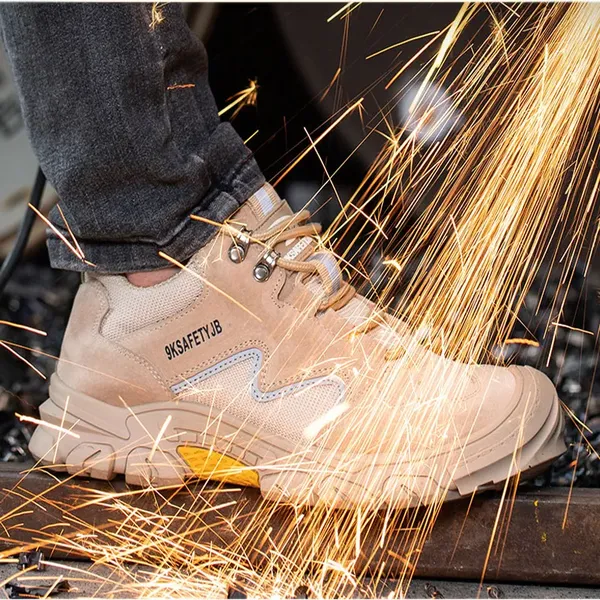 Giày Bảo Hộ Lao Động Da Bò Mũi Thép Chống Đập Chống Đâm Thủng Chống Trượt Chống Bỏng VA10
