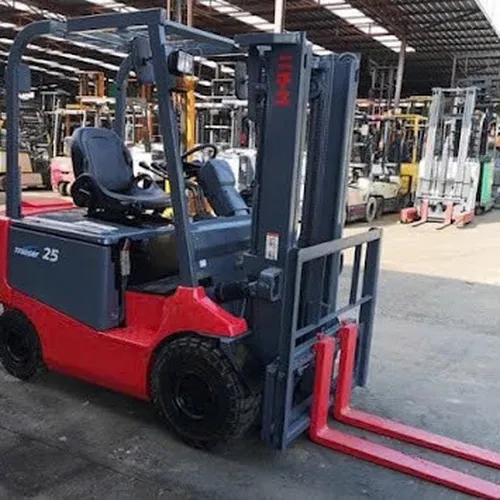 Xe nâng điện cũ ngồi lái Nichiyu