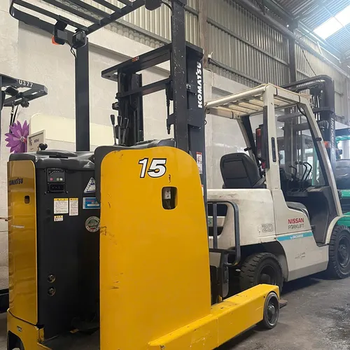 Xe nâng đứng lái cũ FB15RW-15 