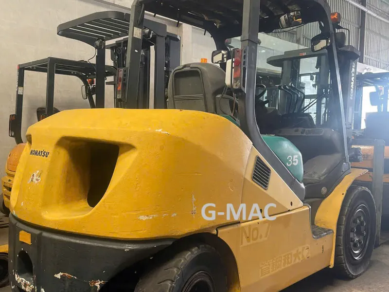 Xe nâng dầu cũ Komatsu đã qua sử dụng