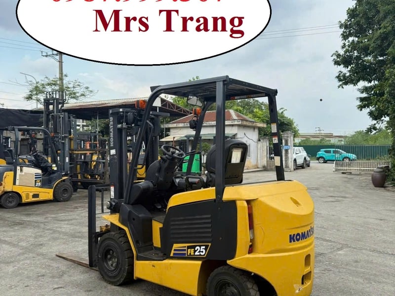 BÁN XE NÂNG KOMATSU CŨ VÀ MỚI 