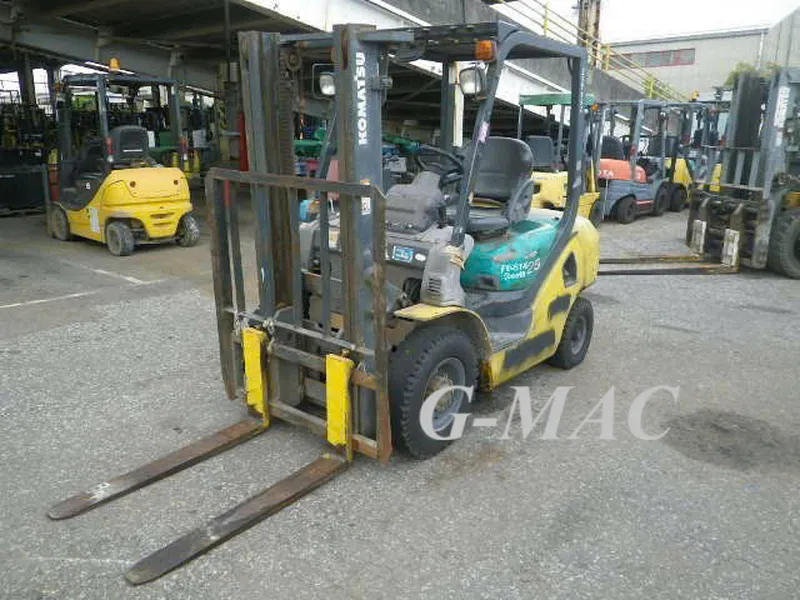 Xe nâng dầu cũ nhập Nhật Komatsu