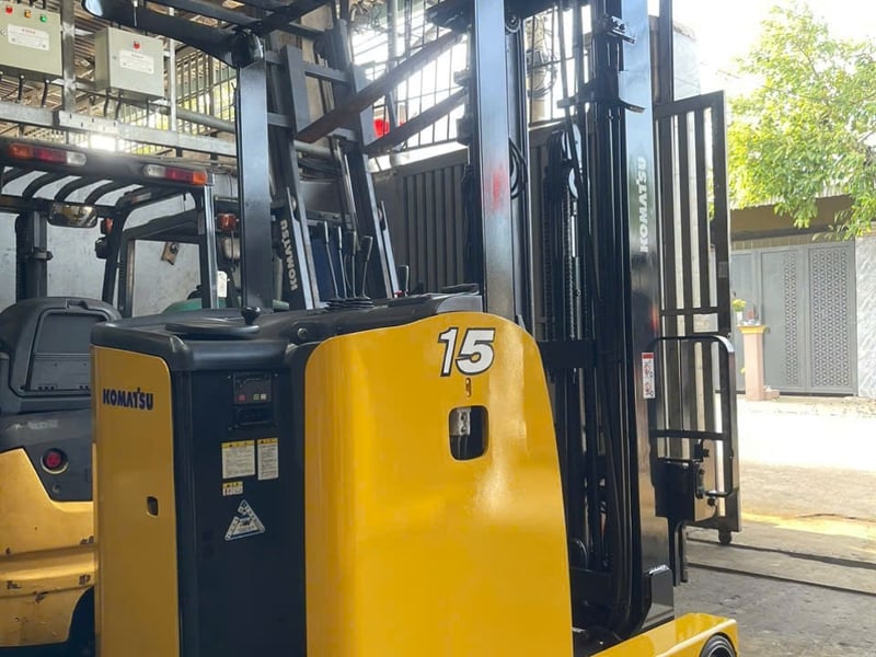 Xe nâng cũ Komatsu 1.5 Tấn Nhật