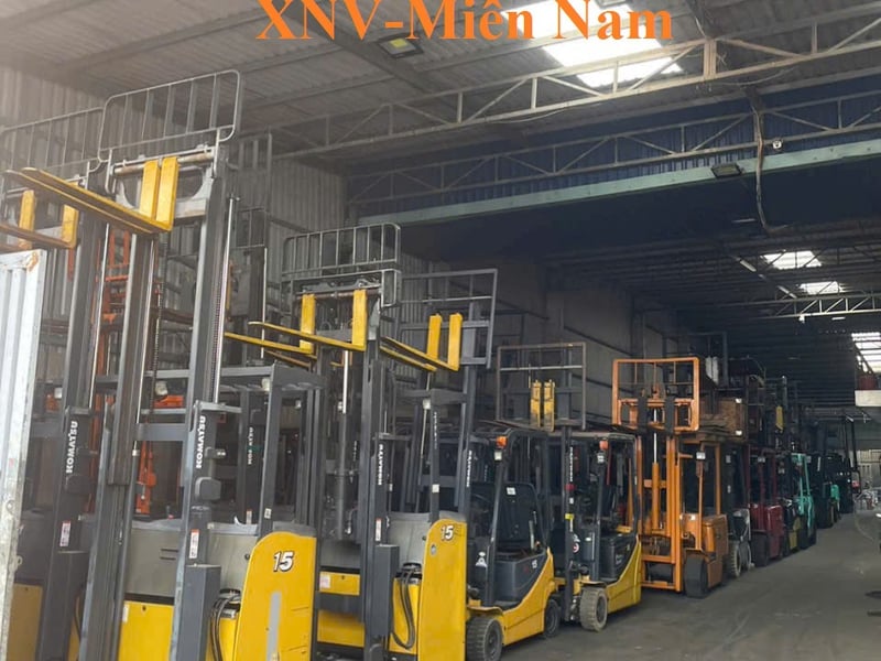xe nâng nhập Nhật cũ Uy tín giá tốt - Xe nâng Komatsu