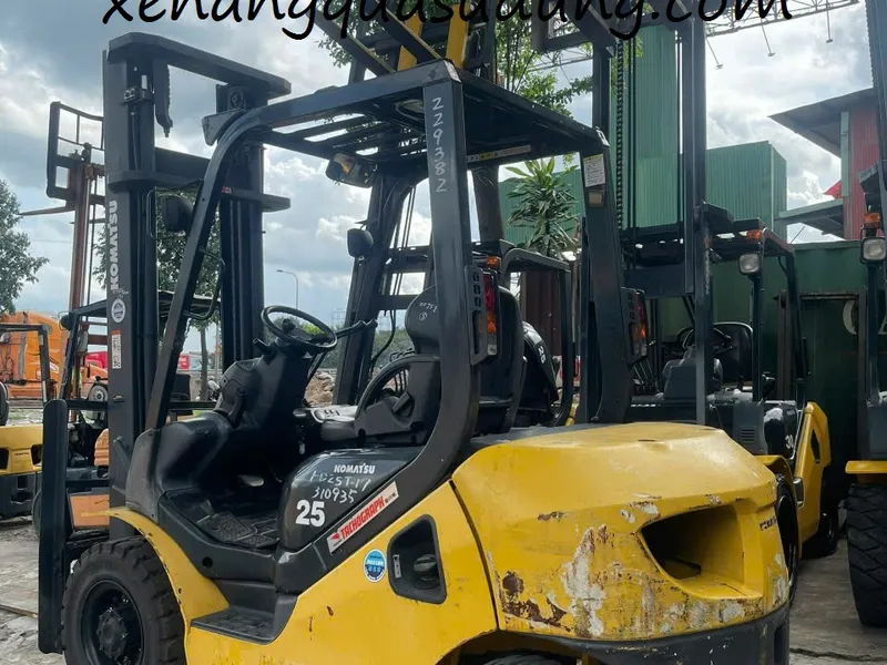 Công ty bán xe nâng dầu cũ 