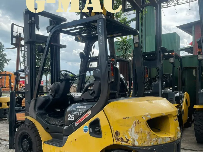 Xe nâng dầu komatsu 3 tấn 