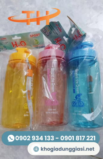 Mua bình nước nhựa giá sỉ tại Thu Hồng Mua bình nước nhựa giá sỉ tại Thu Hồng