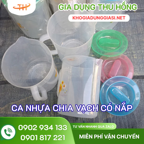 Ca nhựa trong chia vạch có nắp Ca nhựa chia vạch có nắp nhiều dung tích 500ml - 2L