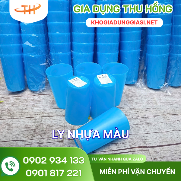 Ly nhựa màu không quai Ly nhựa màu không quai uống trà đá tại quán ăn