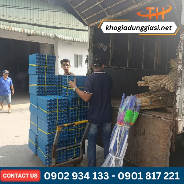 Hoạt động mua bán đồ gia dụng tại kho Mua bán đồ gia dụng tại Thu Hồng
