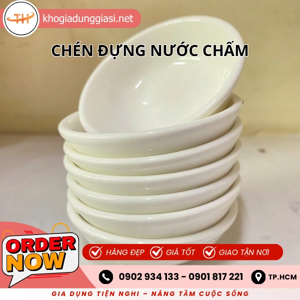 CHÉN ĐỰNG NƯỚC CHẤM