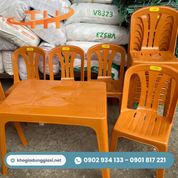 Bộ bàn ghế nhựa