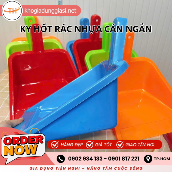 KY HỐT RÁC NHỰA CÁN NGẮN