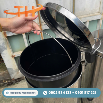 Thùng rác inox tròn giúp đảm bảo vệ sinh Thùng rác inox tròn giúp đảm bảo vệ sinh