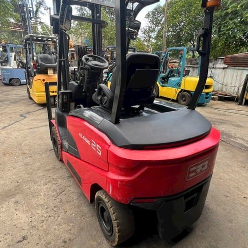 Xe nâng điện Nichiyu 2,5 tấn