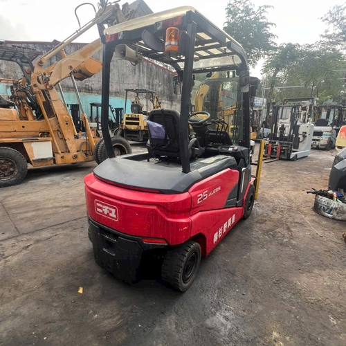 Điện 2,5 tấn Nichiyu