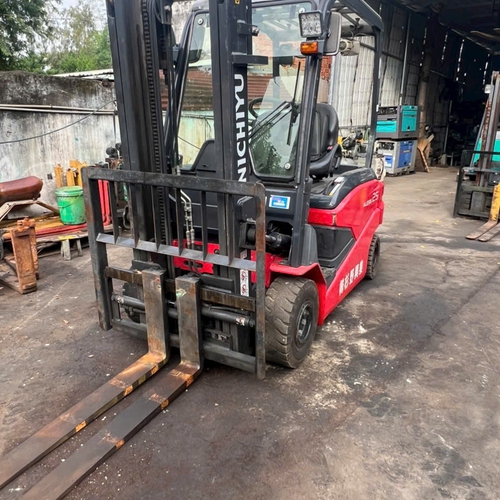 Điện 2,5 tấn Nichiyu