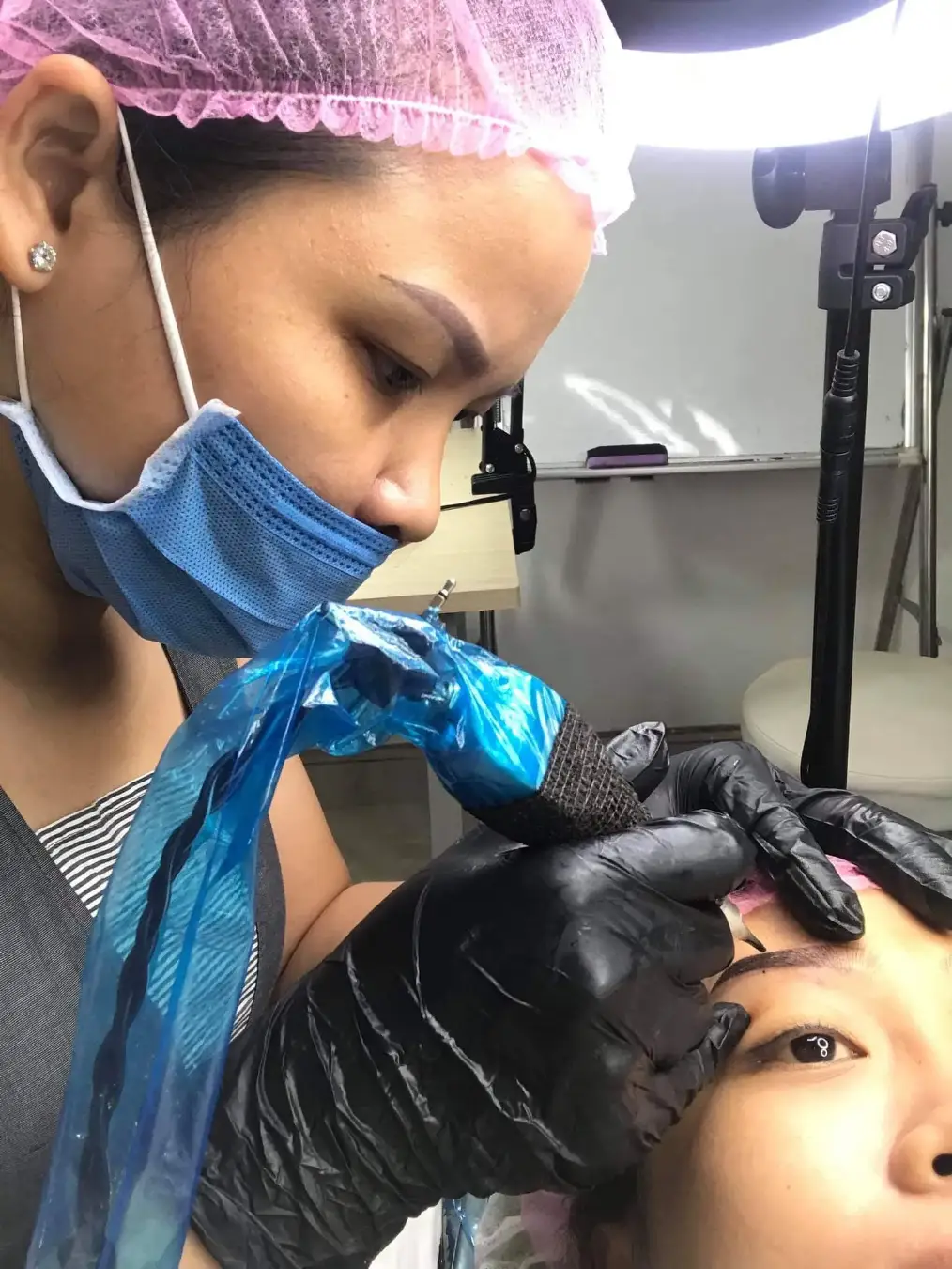 — Thu Trang, 38 tuổi, Học viên khóa phun xăm thẩm mỹ