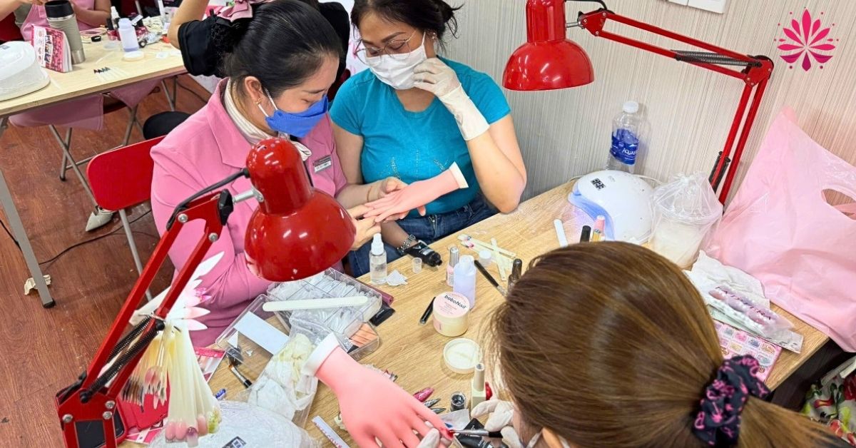 Hani Academy – Trung tâm dạy học Nail chuyên nghiệp, uy tín hàng đầu