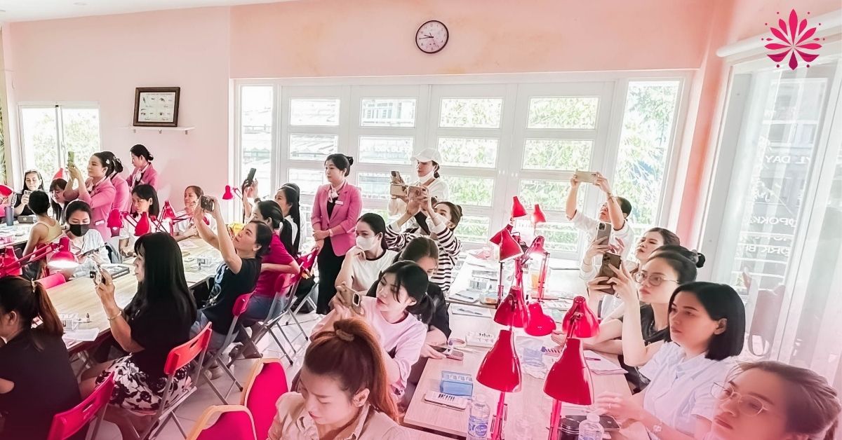 Học nghề Mi ra nước ngoài định cư có được thu nhập cao