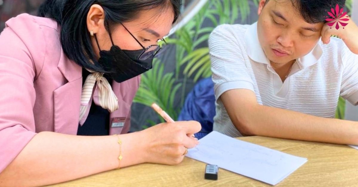 Chọn trung tâm đào tạo học phun chân mày cho người mới uy tín