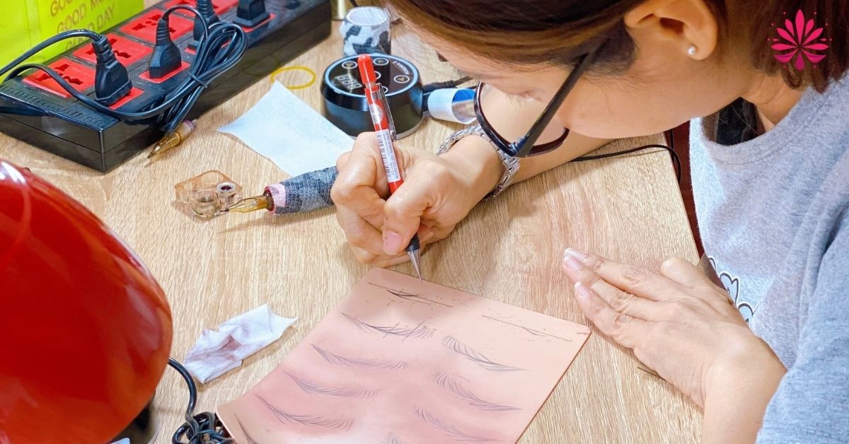 Chương trình học rõ ràng – thực hành nhiều – nâng cao