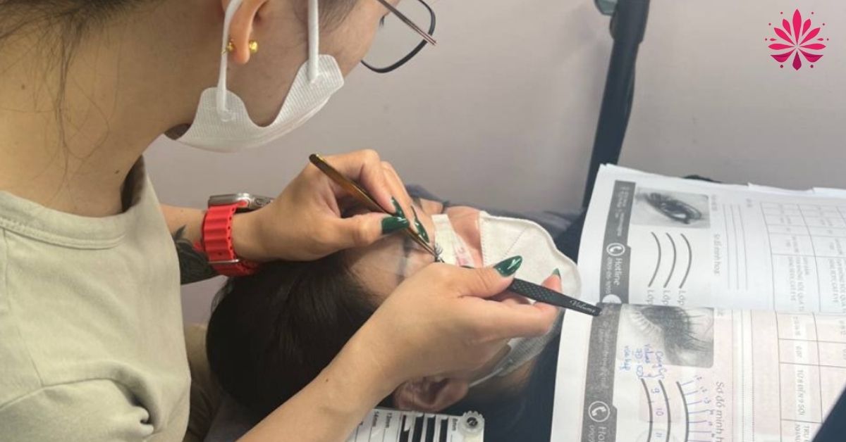 Chi phí khóa học nối mi nâng cao quốc tế tại Hani chỉ 7.000.000đ