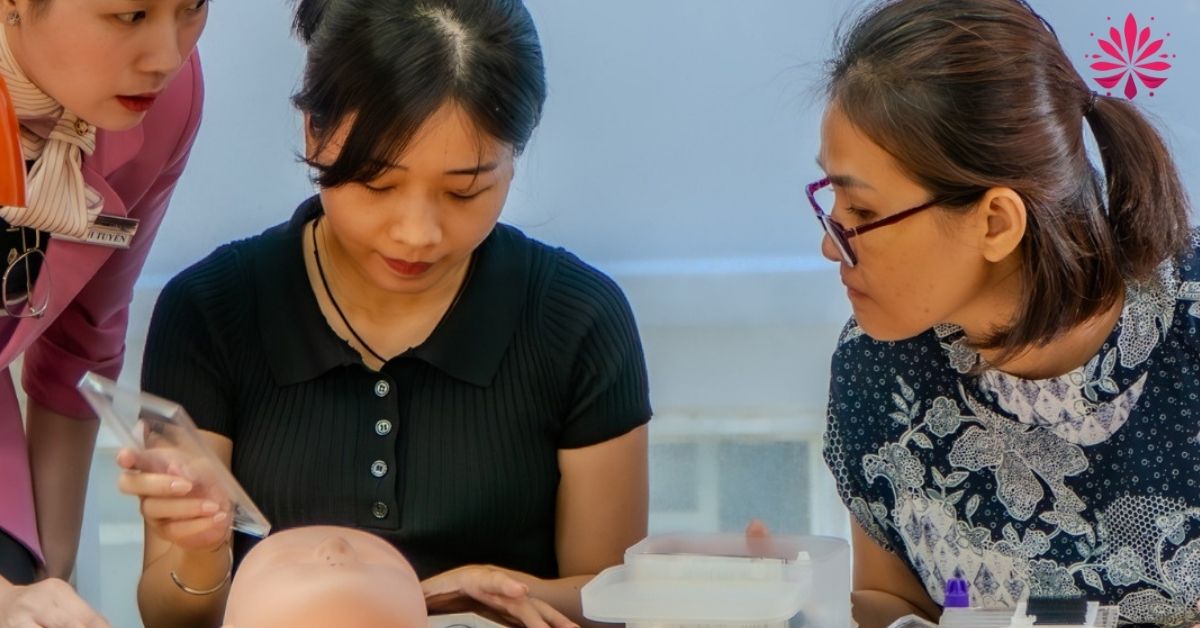 Học kỹ thuật nối mi cơ bản