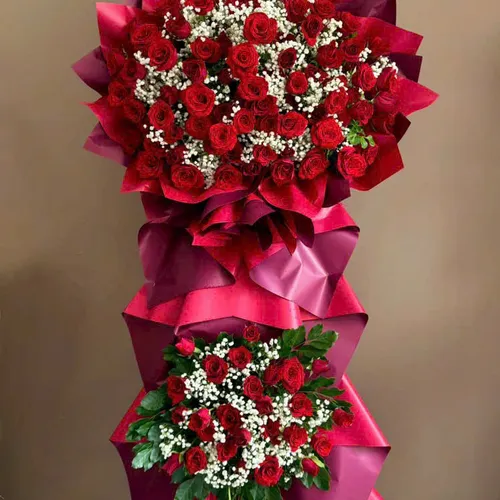 Kệ Hoa Chúc Mừng 17