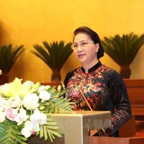 Hoa Tươi Bục Phát Biểu 05