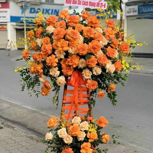 Kệ Hoa Chúc Mừng 07