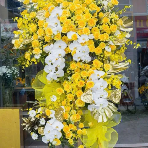 Kệ Hoa Chúc Mừng 08