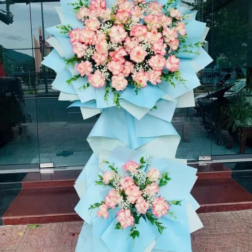 Kệ Hoa Chúc Mừng 22