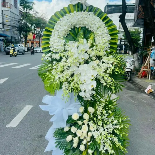 Kệ Hoa Tươi Chia Buồn 01