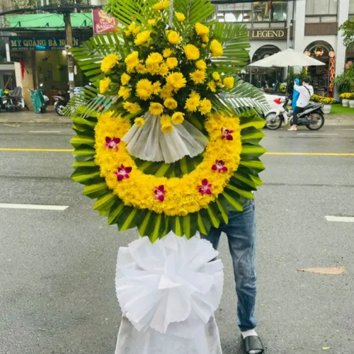 Kệ Hoa Tươi Chia Buồn 17