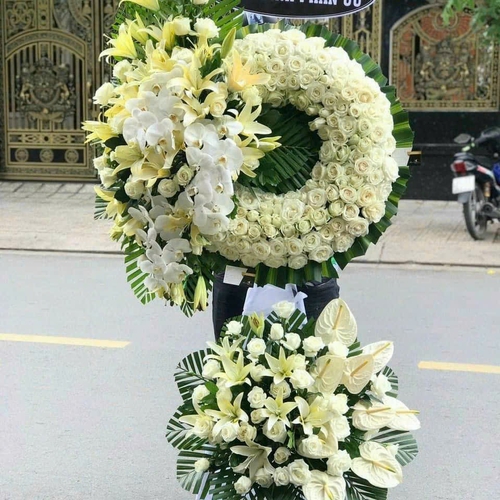 Kệ Hoa Tươi Chia Buồn 36