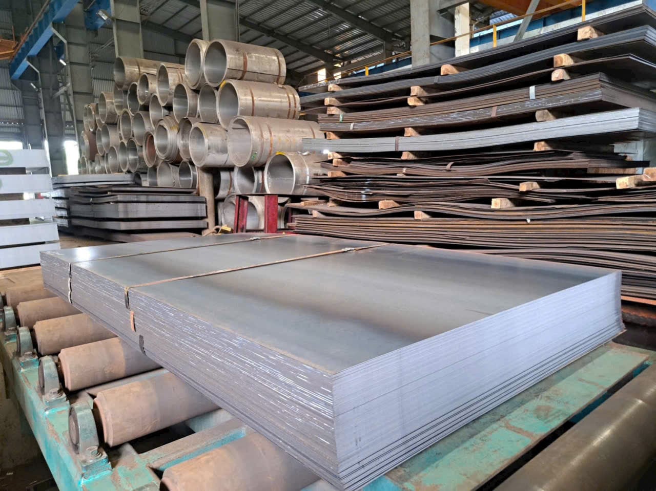 Thép tấm 1500x6000x4mm SS400 dày 4 ly