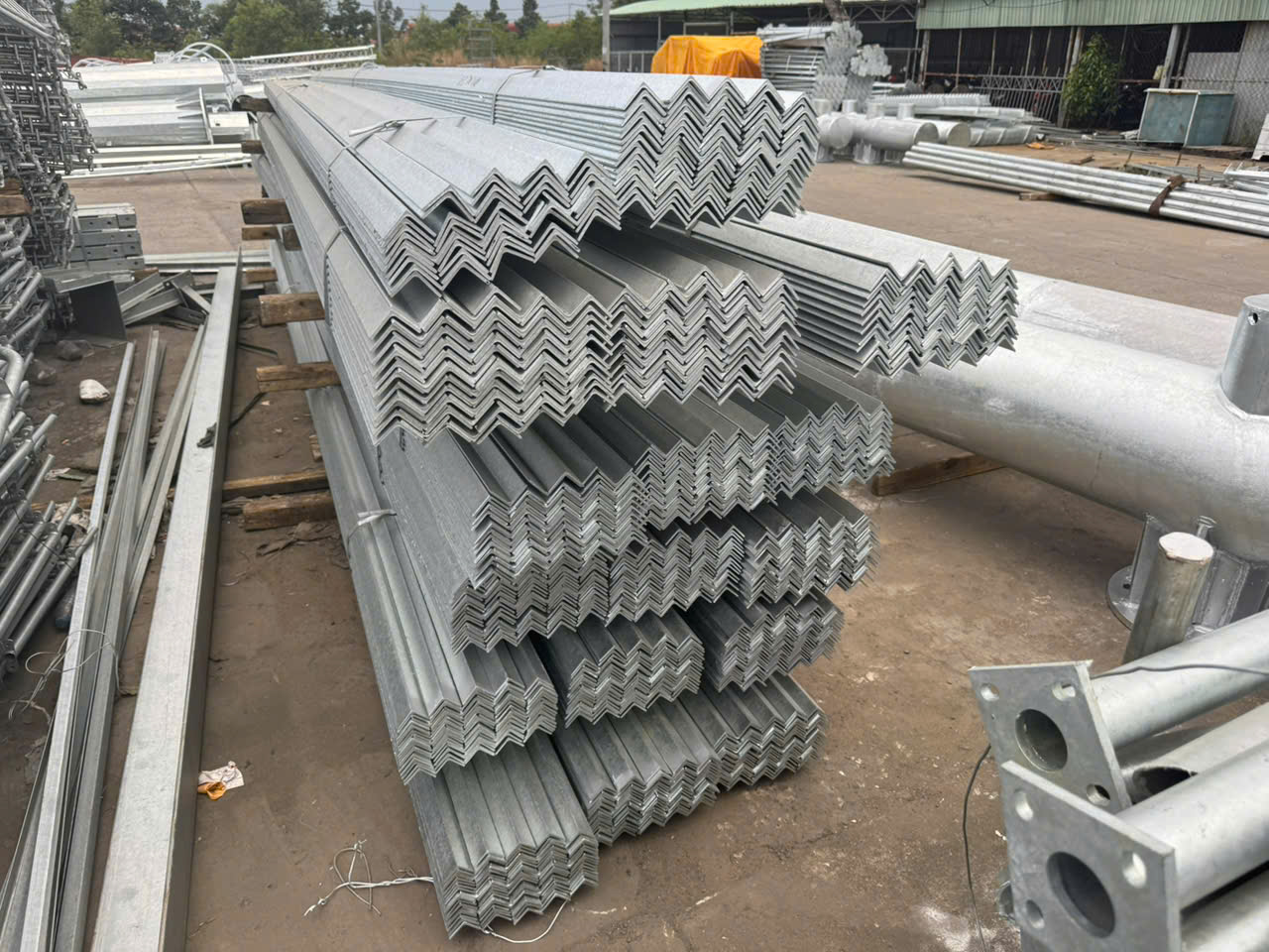 bảng giá thép hình V mới nhất