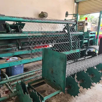 Lưới B40 ô 40x40 mạ kẽm khổ 1m8