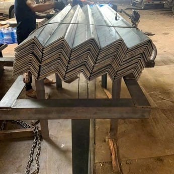 Thép V Chấn – Đầy Đủ Quy Cách V20, V25, V30, V40, V50, V63, V70