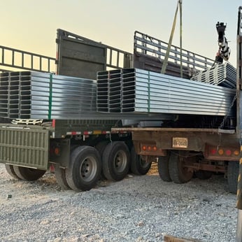 Cung cấp thép hình I Posco, tôn Đông Á, xà gồ C – Đơn hàng xuất khẩu Campuchia