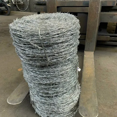 Cung cấp 4,5 tấn kẽm gai đinh 3 ly cho công trình chăn nuôi vịt Ea Kar, tỉnh Đắk Lắk