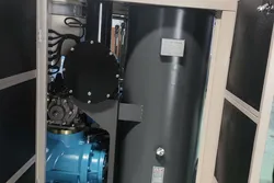 Bơm chân không rò rỉ dầu nhớt và cách khắc phục