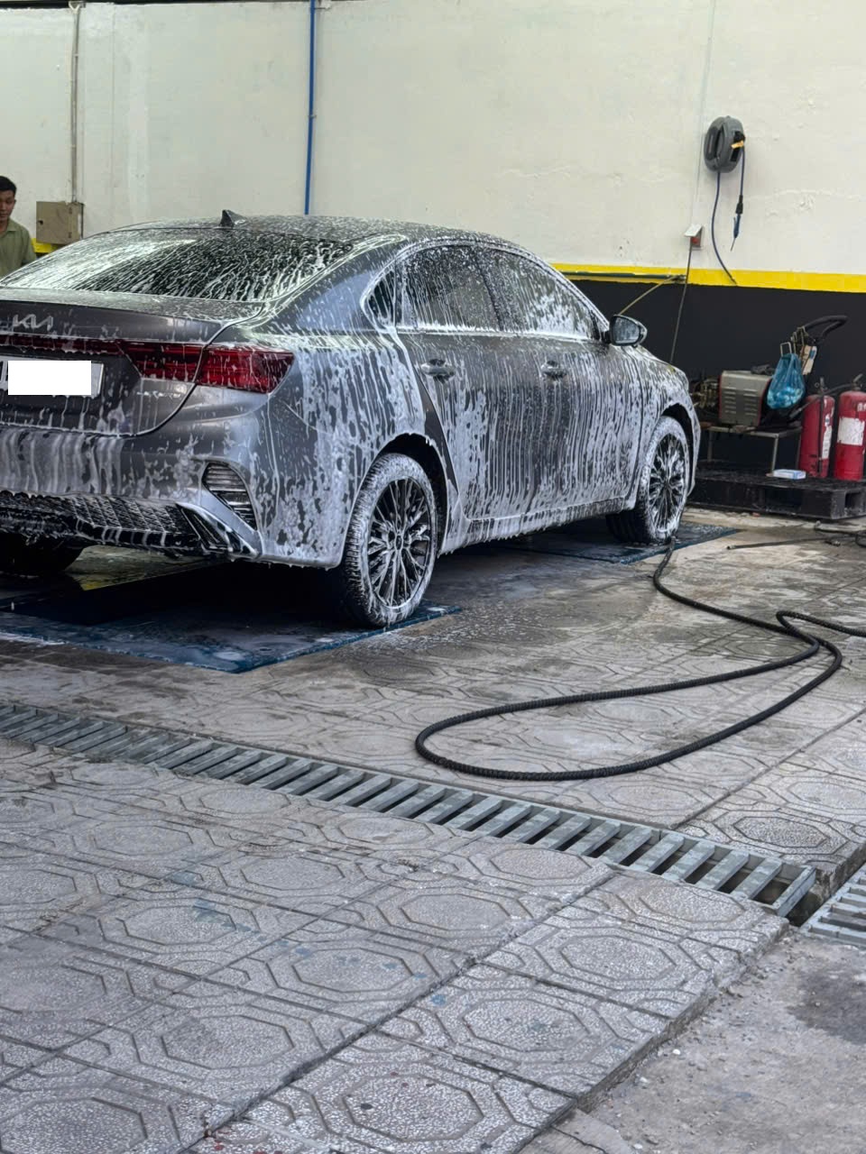 Combo rửa xe, dọn nội thất, dán phim cách nhiệt ô tô tại Bình Dương - TPHCM