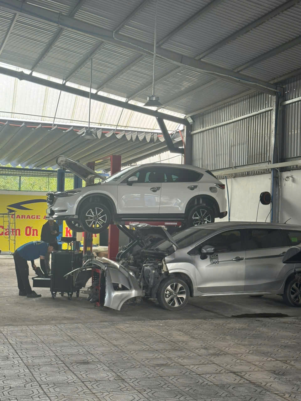 garage sửa điều hòa ô tô chuyên nghiệp tại Thuận An - Bình Dương