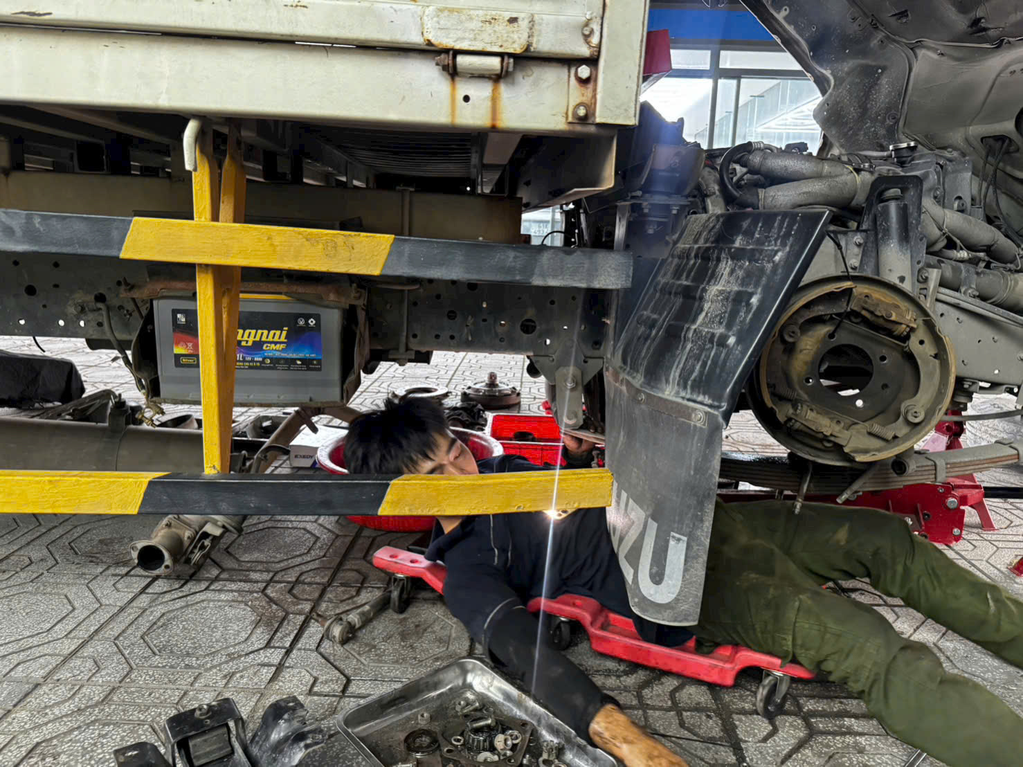 Đại lý phụ tùng xe tải uy tín tại Bình Dương - TPHCM